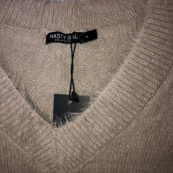 NWT NASTY GAL Mushroom Fluffy V-Neck Sweater Dress Size Small - Picture 6 of 9